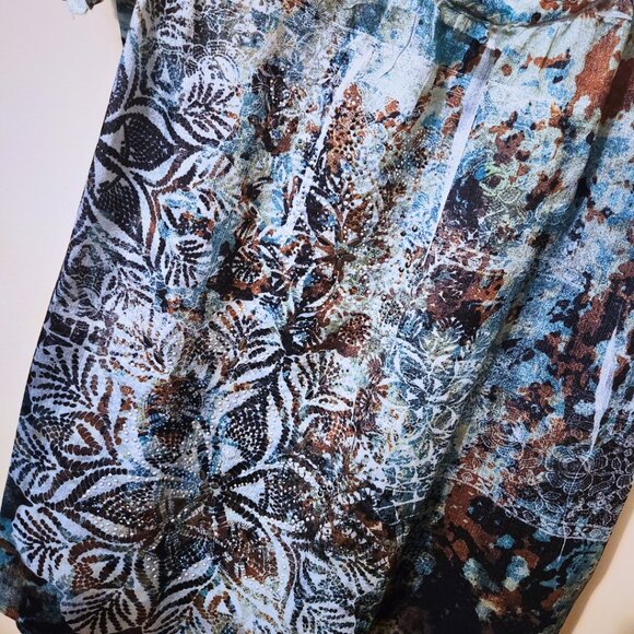 Dressbarn Blue Abstract Rhinestone Mixed-Media Tee | Boho and Y2K | Size M - Picture 8 of 11